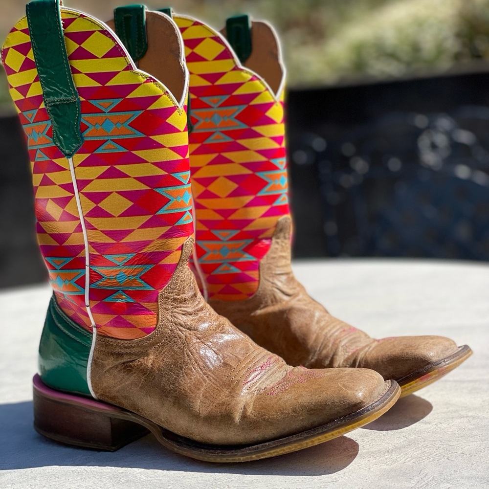 Cinch Women’s Square Toe Cowboy Boots